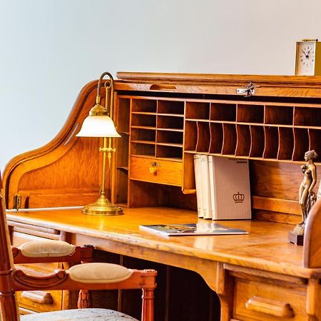 Classic Style Apartment In The Center Of リガ エクステリア 写真